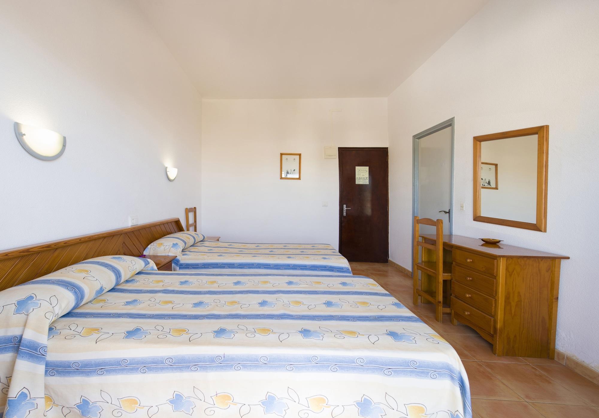 Hostal Anibal - Ab Group San Antonio  Exteriér fotografie