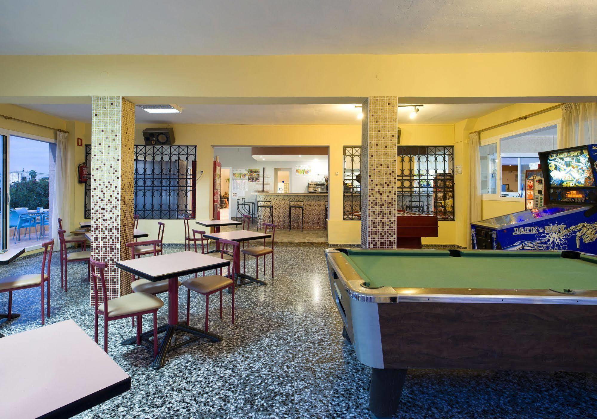 Hostal Anibal - Ab Group San Antonio  Exteriér fotografie